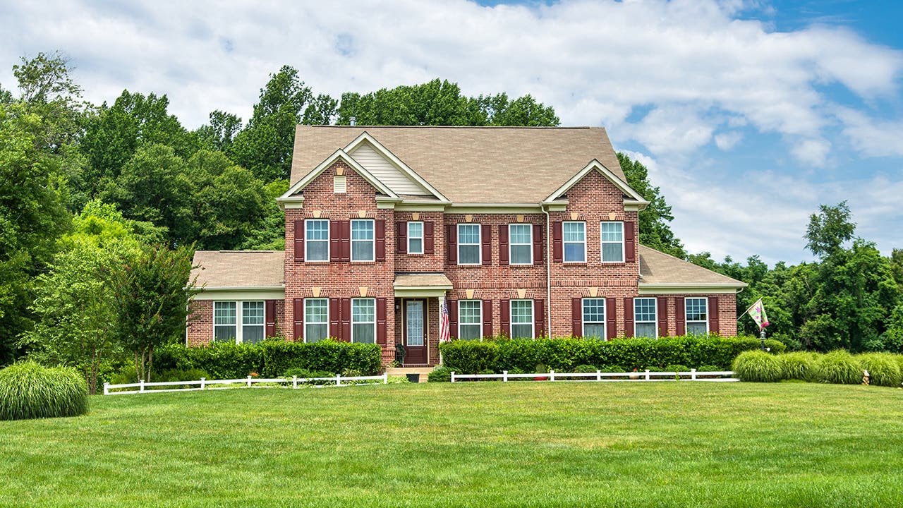 colonial homes