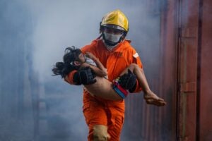 Firefighters save children.
