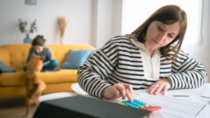 Earned income tax credit: What it is, how to claim it