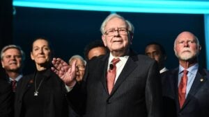 Warren Buffett is joined onstage by 24 other philanthropist and influential business people featured on the Forbes list of 100 Greatest Business Minds during the Forbes Media Centennial Celebration at Pier 60 on September 19, 2017 in New York City.